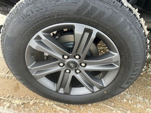 Used 2023 Ford F150 Lariat w/ Equipment Group 502A High image 12