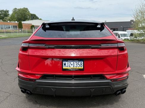 Used 2024 Lamborghini Urus Performante AWD/4WD image 10