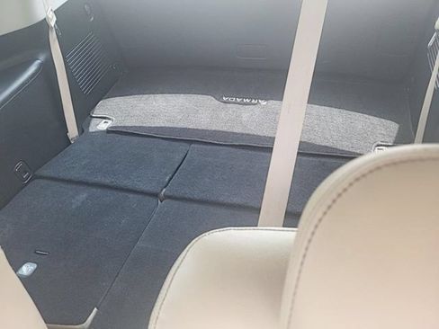Used 2023 Nissan Armada SL w/ Captain's Chairs Package AWD/4WD image 15