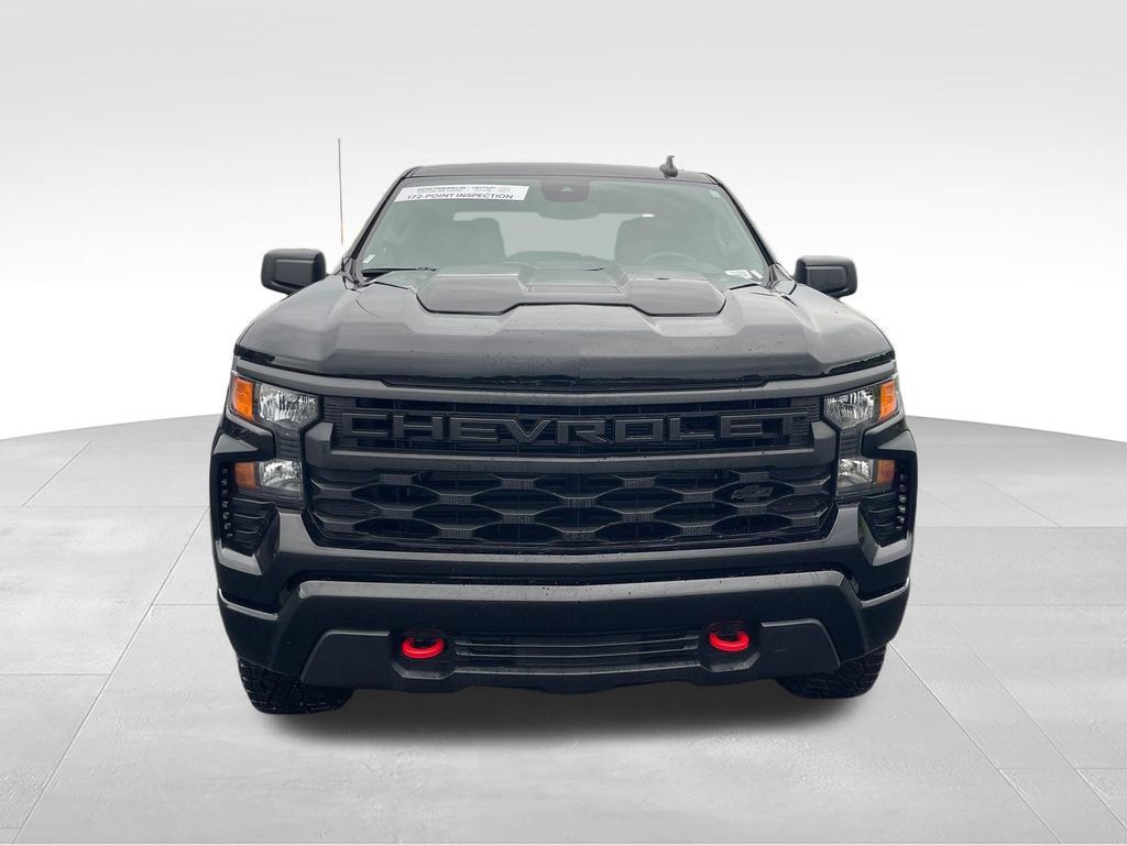 Used 2026 Chevrolet Silverado 1500 Custom Trail Boss w/ LPO, Dark Essentials Package AWD/4WD image 8