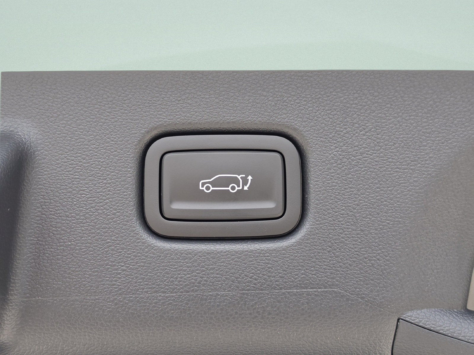 New 2027 Hyundai Kona Limited FWD image 16
