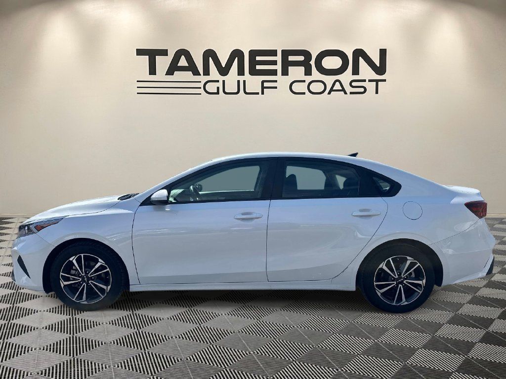 Used 2024 Kia Forte LXS FWD image 5