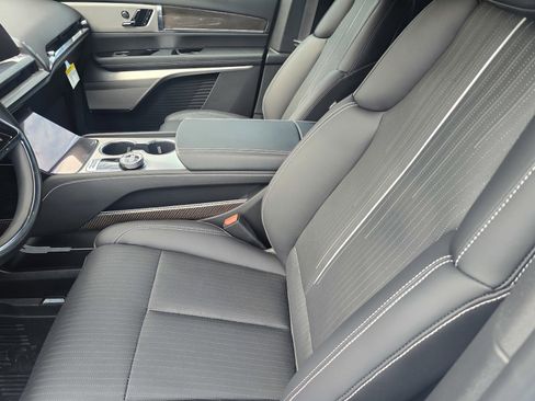 New 2026 Cadillac Vistiq Premium Luxury AWD/4WD image 21