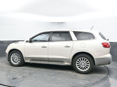 Used 2010 Buick Enclave CXL image 7