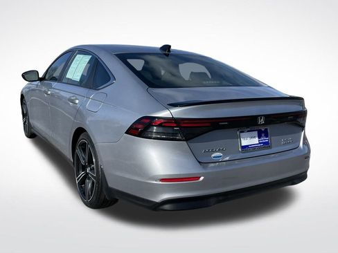 Used 2025 Honda Accord Sport image 4