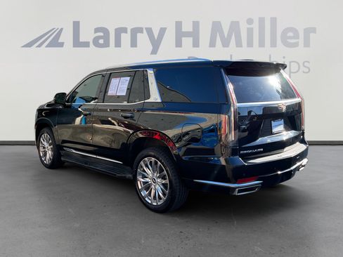 Used 2021 Cadillac Escalade Premium Luxury w/ Performance Package AWD/4WD image 3