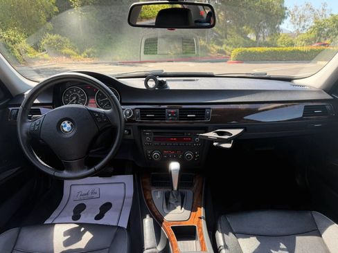 Used 2011 BMW 328i Sedan RWD image 15