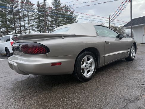 Used 2000 Pontiac Firebird Convertible image 5