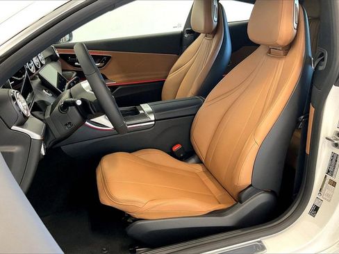 New 2026 Mercedes-Benz CLE 300 4MATIC Coupe image 9