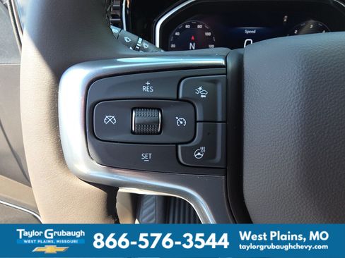 New 2026 Chevrolet Silverado 2500 LT w/ Z71 Chrome Sport Edition AWD/4WD image 19