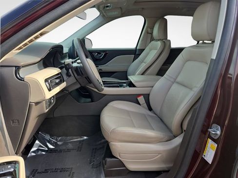 Used 2022 Lincoln Aviator AWD w/ Premium Package image 14