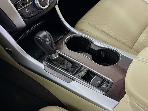 Used 2016 Acura TLX w/ Technology Package image 20