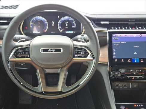 Certified 2025 Jeep Grand Cherokee L Summit image 25