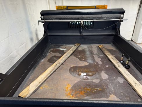 Used 2004 GMC Sierra 3500 W/T w/ Heavy-Duty Power Package image 15