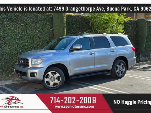 Used 2012 Toyota Sequoia SR5 w/ Sport Appearance Pkg image 13