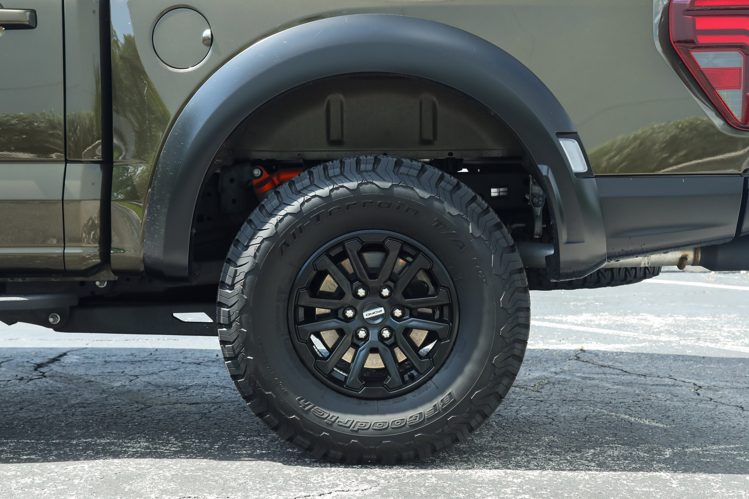 Used 2025 Ford F150 Raptor AWD/4WD image 41