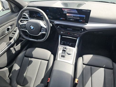 Used 2025 BMW 330i xDrive Sedan w/ Convenience Package AWD/4WD image 29