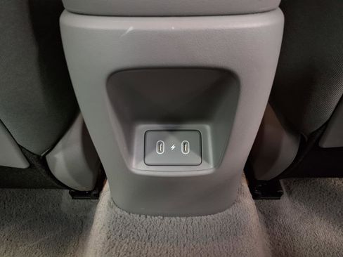 Used 2026 Hyundai Elantra Sport FWD image 14