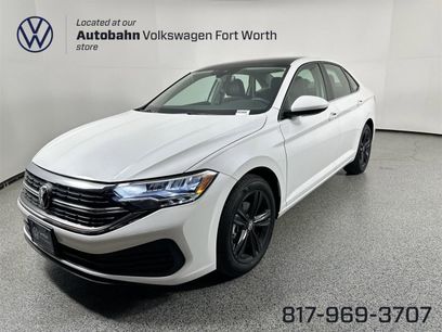 Certified 2023 Volkswagen Jetta SE w/ Panoramic Sunroof Package