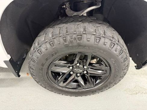 Used 2020 Chevrolet Silverado 1500 Custom Trail Boss w/ Custom Convenience Package image 4