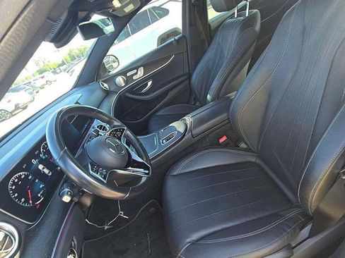 Used 2022 Mercedes-Benz E 350 Sedan image 4