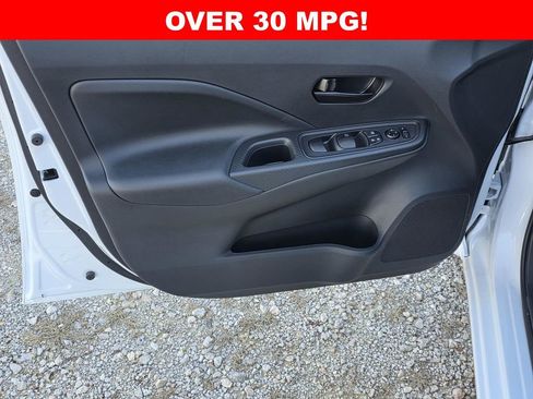 New 2025 Nissan Versa S w/ Trunk Package FWD image 22