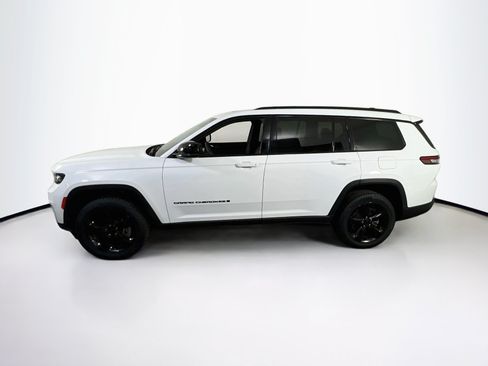 Used 2023 Jeep Grand Cherokee L Laredo AWD/4WD image 8