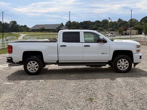 Used 2017 Chevrolet Silverado 2500 LTZ w/ Duramax Plus Package AWD/4WD image 5