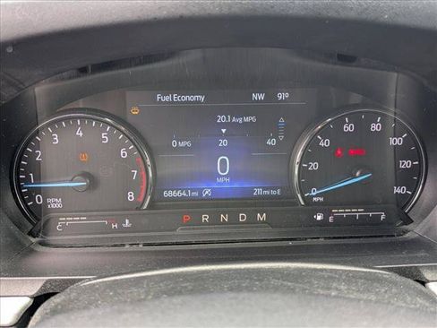 Used 2020 Ford Explorer XLT w/ Equipment Group 202A RWD image 11