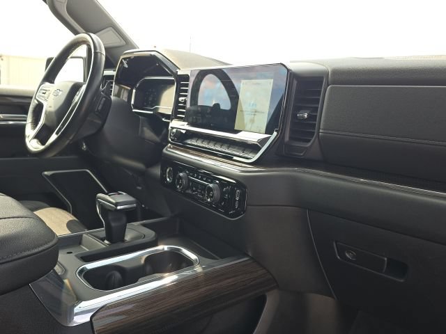 Used 2023 Chevrolet Silverado 1500 RST AWD/4WD image 20