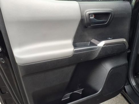 Certified 2023 Toyota Tacoma SR5 image 11