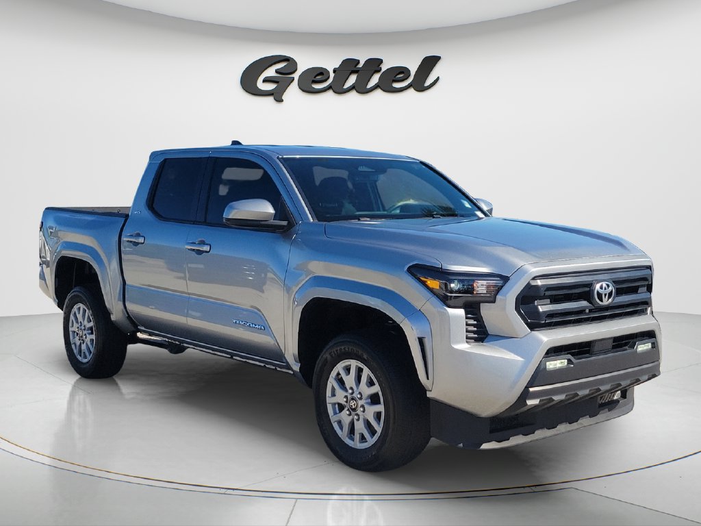 Used 2024 Toyota Tacoma SR5 RWD image 3