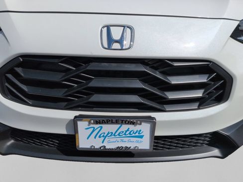 Certified 2024 Honda HR-V Sport image 11