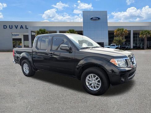 Used 2019 Nissan Frontier SV w/ Value Truck Package image 2