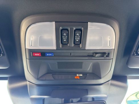 Certified 2025 Subaru Crosstrek 2.5i Sport w/ Crosstrek Mirror Package image 24