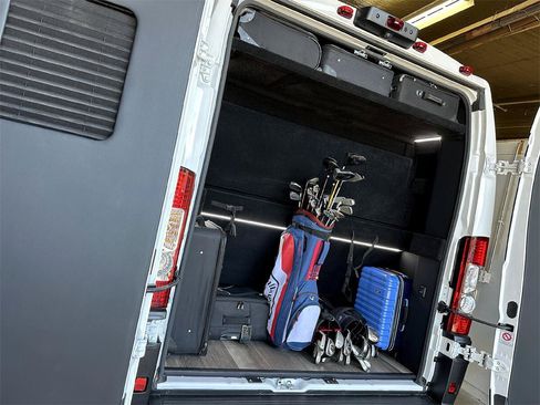 Used 2024 RAM ProMaster 3500 FWD image 10