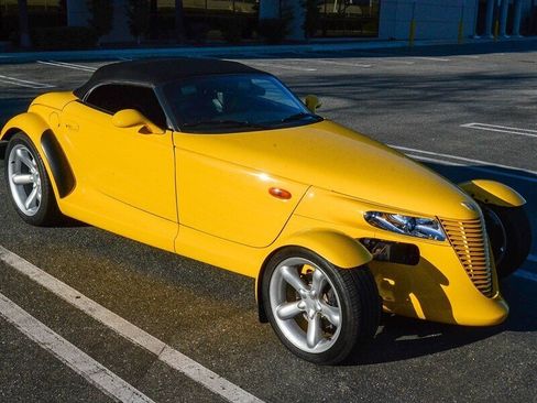 Used 1999 Plymouth Prowler image 16