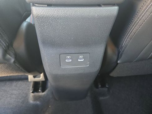 New 2025 Nissan Kicks SR image 14