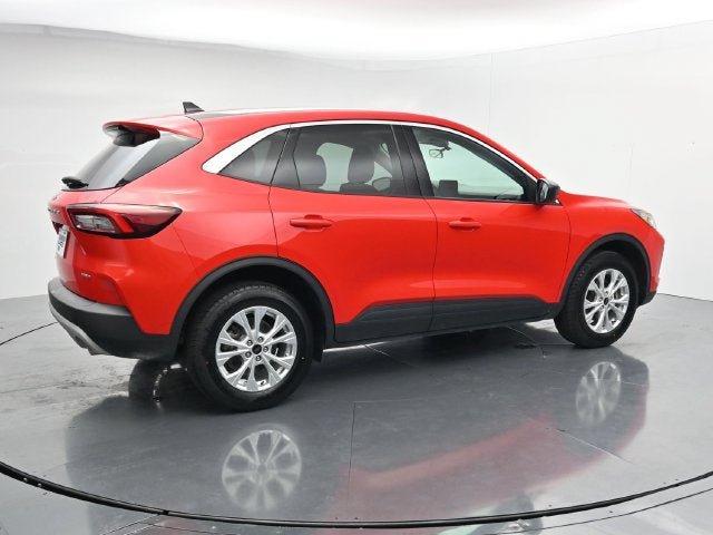 Used 2024 Ford Escape Active AWD/4WD image 10