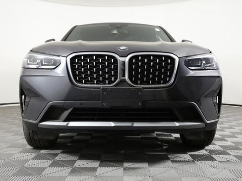 Used 2024 BMW X4 xDrive30i image 2