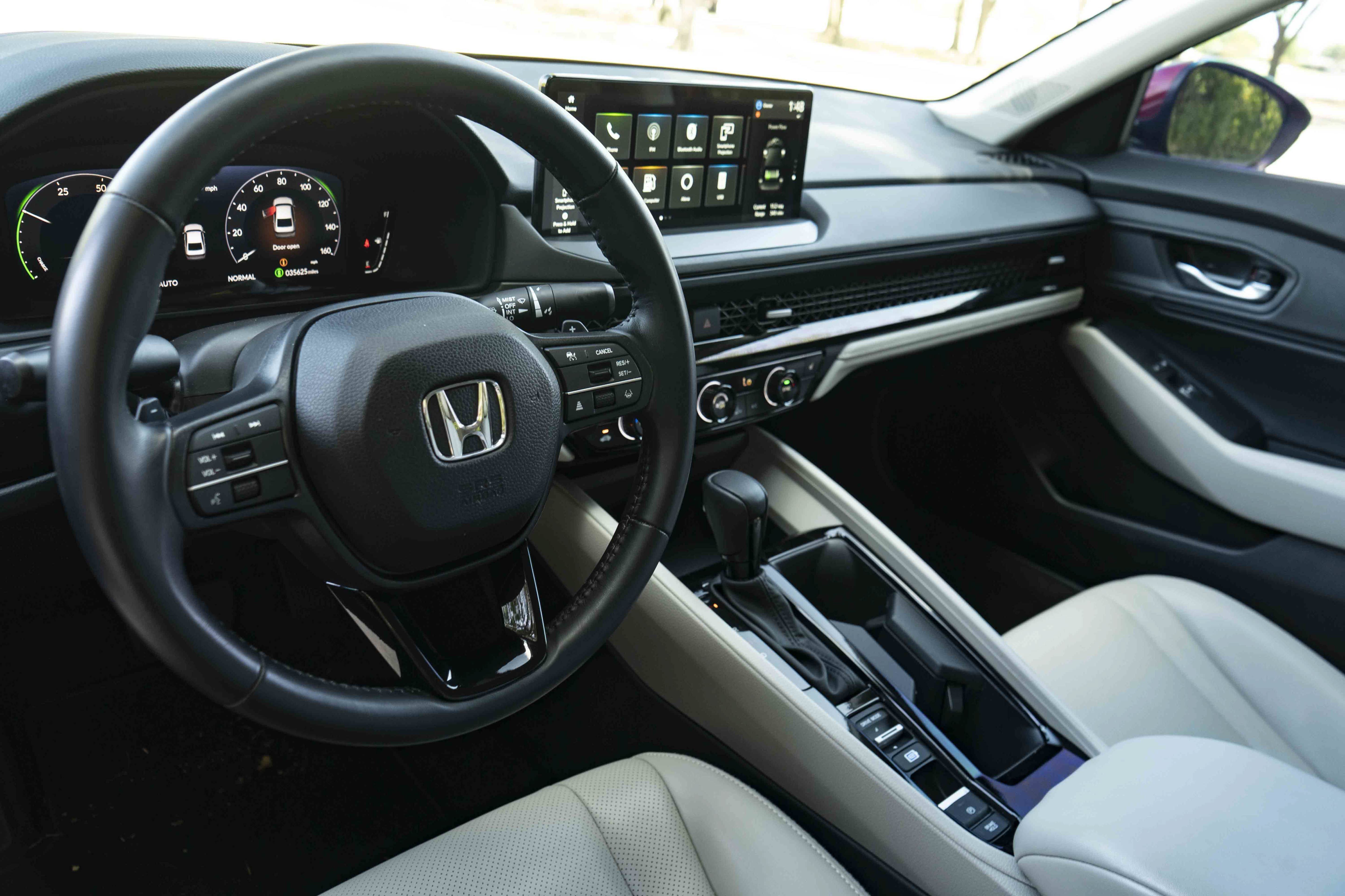 Used 2024 Honda Accord EX-L image 17