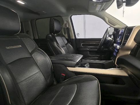 Used 2023 RAM 2500 Laramie AWD/4WD image 16