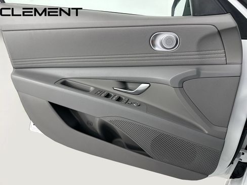 Certified 2026 Hyundai Elantra Sport FWD image 25