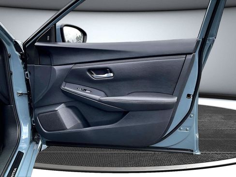 Used 2025 Nissan Sentra SV w/ All-Weather Package FWD image 28