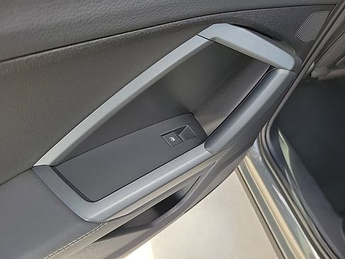 Used 2021 Audi Q3 2.0T Premium w/ Convenience Package image 12