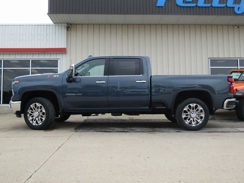 New 2026 Chevrolet Silverado 2500 LTZ w/ LTZ Premium Package image 11