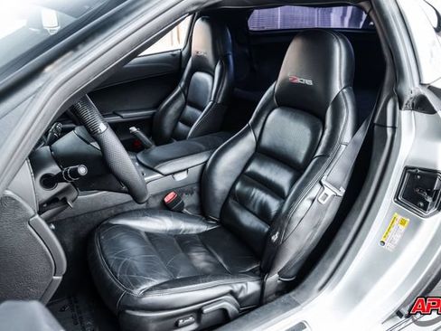 Used 2009 Chevrolet Corvette Z06 w/ Preferred Equipment Group RWD image 5