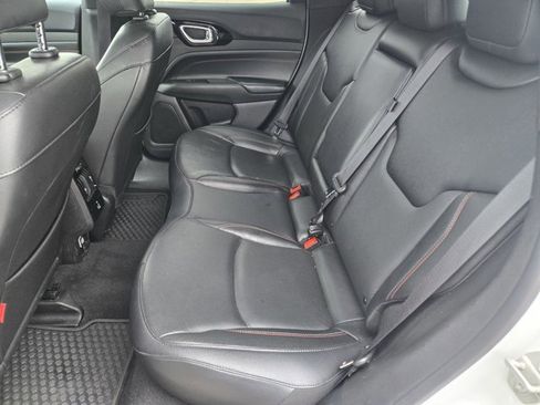 Used 2025 Jeep Compass Trailhawk w/ Trailhawk Elite Group image 16