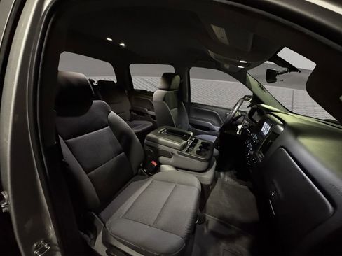 Certified 2018 Chevrolet Silverado 1500 LT w/ All Star Edition image 19