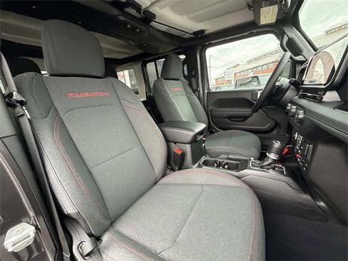 New 2026 Jeep Wrangler Unlimited Rubicon image 32